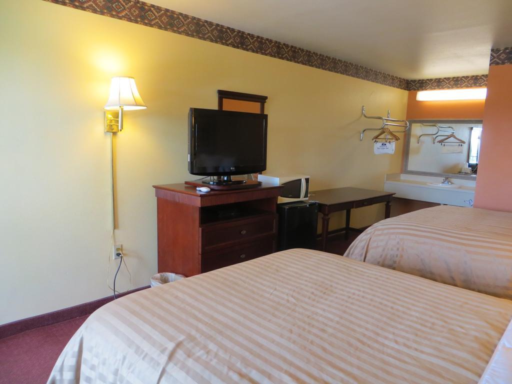 Americas Best Value Inn Ozark المظهر الخارجي الصورة